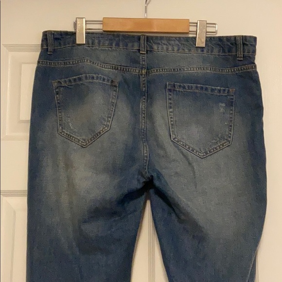 Jeans - Picture 4 of 4